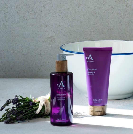 Glen Iorsa Body Lotion 1 Glen Iorsa Lavender & Spearmint Body Lotion 200ml